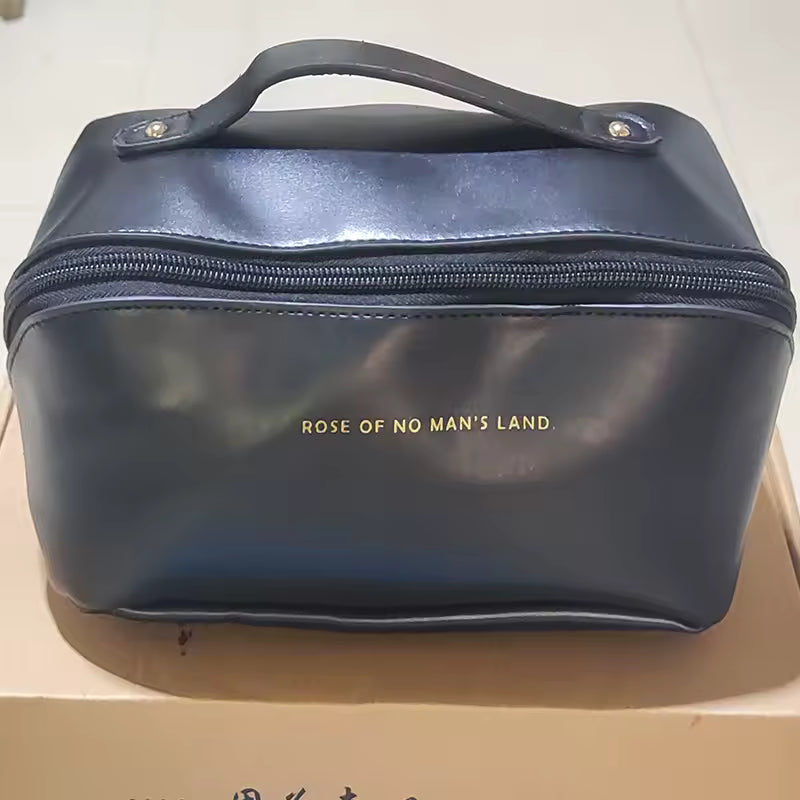 Luxus Reise-Kosmetiktasche – Großes Make-up Organizer aus veganem Leder | Beige