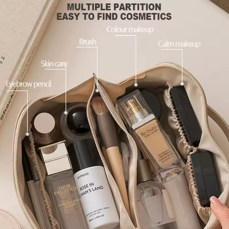 Luxus Reise-Kosmetiktasche – Großes Make-up Organizer aus veganem Leder | Beige